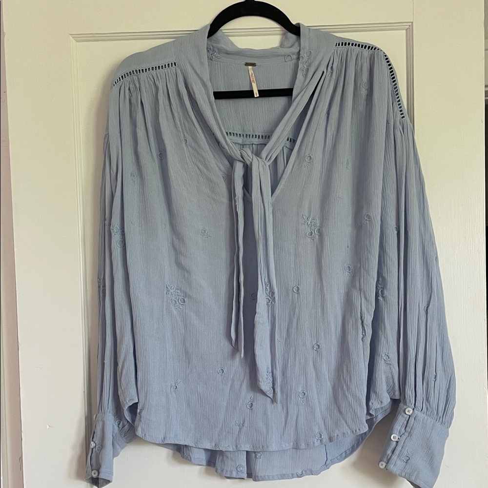 FREE PEOPLE Light Blue Tie-Neck Embroidered Women's Blouse
